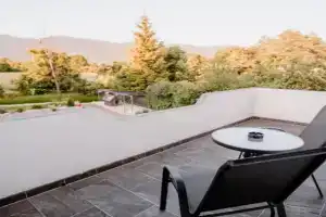 Mountain Serenity Rooms, Korenica