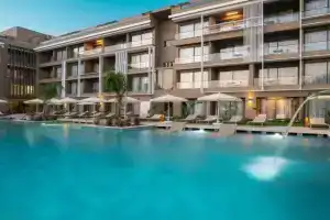 Prive Suite & Spa hotel - Adults Only 16 Plus, Side