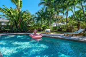 The Pink Palms Retreat Villa, West Palm Beach