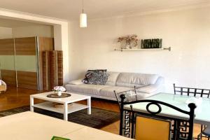 Apartment 9 minutes from Train statio, Lausanne