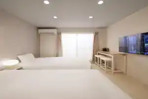 クリスタルコート白浜 Apartments, Shirahama