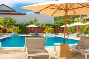 Naiharn beach sands Apartment, Nai Harn