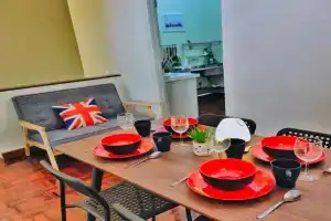 Queensbay Mall, Up to 6 Pax, 3 Bedrooms, 2 Bathrooms, 1 Car Park by Star Home, Georgetown