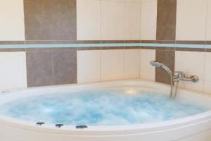 Parkresidenz Maria - 160 m2 - Whirlpool - Terrasse - Exklusiv am Goethepark Apartments, Weimar