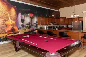 The Jazz Club Downtown Apartments, Sandusky