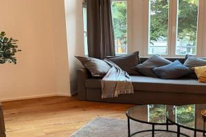 Stylish oasis central and near Frankfurt and airport Apartments, Offenbach