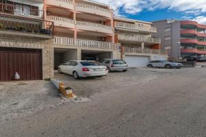 Apartments with parking space, Makarska - 23641, Baska Voda