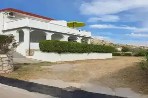 Apartments by the sea - 23764, Pag