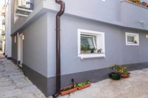 Apartments by the sea, Krk - 23915, Baska