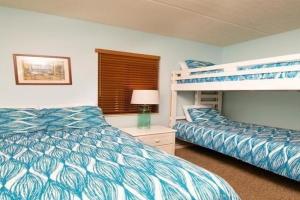 Mystic Sands I Steps to Beach I Free activities condo Apartments, Saint Augustine Beach