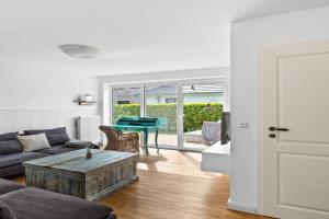 Inselblume 35 - Moderne Ferienwohnung in Neue Tiefe Guest house, Burg auf Fehmarn