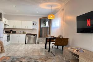 The Falcon Apartments, Windhoek