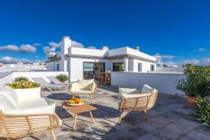 Ático en centro - terrazas, vistas y home office Apartments, Tarifa