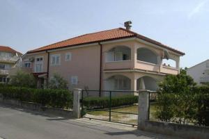 Ivanova Villa, Lopar