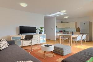 Lungo mare apartments, Pula