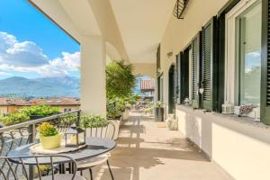 Holiday Home Aurora by Interhome, Colico