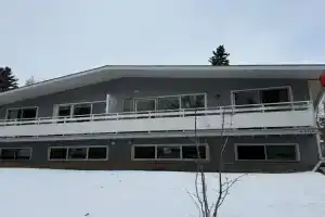 Home Inn Dalhousie 2, Calgary