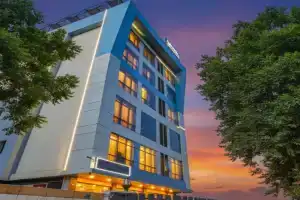 FabHotel Shubhangan - Nr Bandra, Mumbai