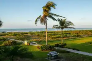 3rd Floor Beachfront Condo On With Panoramic Views 5A3 Apartments, Sanibel