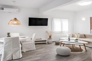 Capolavoro Sea View Villa, 6 pers by MPS, Skiathos Town