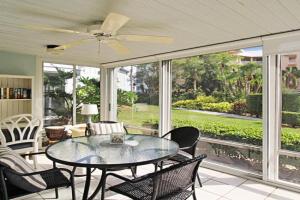 Relaxing condo - Pickleball, 2 heated pools, beach access Guest house, Siesta Key