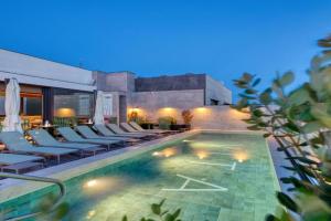 VITA Hotel & Rooftop, St Julians