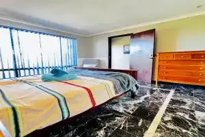 Affordable Long-Term Stay ENS Master Bedroom in Fremantle University Hospital, Perth