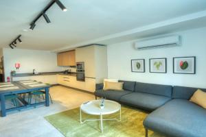 Stylish, spacious 3 bedrooms, 2 bathrooms KBAS1-2, St Julians