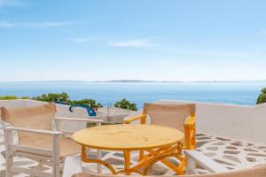 Gefyra Apartments, Ayios Sostis