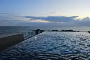 The Blu X See Sea F6 R153 Apartments, Bang Saen