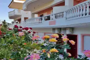 SMART Apartments, Loutraki