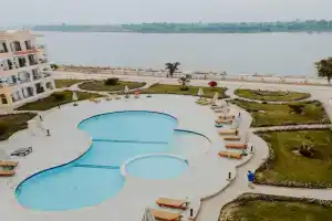 Aton Suites Resort East Bank Nile View, Luxor