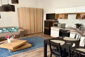 Gatto Rosso Apartman, Esztergom