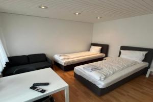 Monteure und Pendler willkommen! Komfortable 2 Zimmer Apartments in der Innenstadt, Neumunster