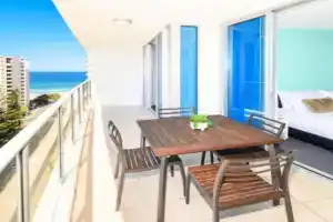 Serenity In Surfers Ocean Views WiFi Parking Guest house, Gold Coast