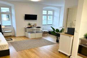 BELLA - Business&Family Ap 5, 100m zum Konzerteingang Schloß, Parkplatz, SmartTV, Netflix, Waschmaschine,24h Checkin, 30qm Apartments, Ludwigsburg