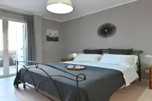 IzzHome Element Apartments, Pula