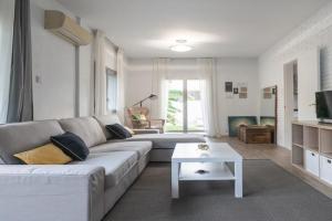 Marina beach Guest house, Castelldefels
