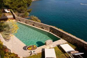 Torre Sponda - Cisterna, Private Beach Villa, Positano