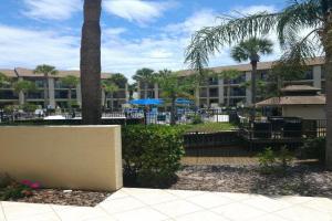 Ocean Villas 127, Saint Augustine Beach