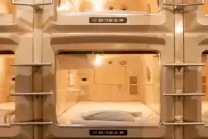 Capsule Hotel Asahi Plaza Shinsaibashi - Men's Only, Osaka