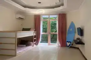 EEs Ocean House - Homestay 3 min walk to beach, Batu Ferringhi