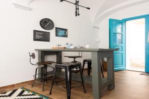 Appartamento Confortevole nel cuore del centro storico Apartments, Orosei