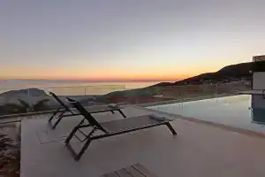 Luxury by the Coast Guest house, Alanya