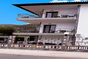 House Anna Houhlia, Vourvourou