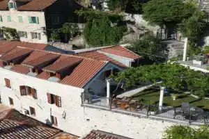 Panoramic view ! Rooftop garden - Old Town studio, Kotor