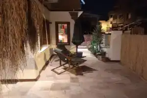 Wishing you a lovely stay Guest house, Izmir
