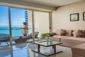 Luxury Sea View Apartment, Nha Trang