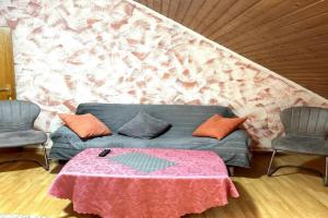 Ferienwohnung , ruhig gute Messe Anbindung,Parkplätze & Top- öffentliche Verkehrsmittel zur City und Messe Apartments, Erkrath