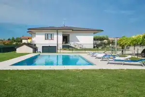 VILLA HARMONY - Regarda Travel, Cola